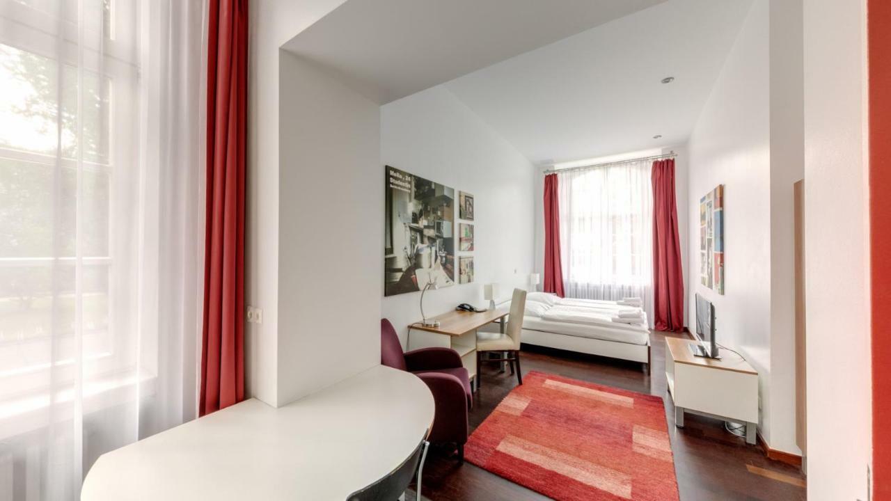 Gls Studio Hotel Берлин Экстерьер фото