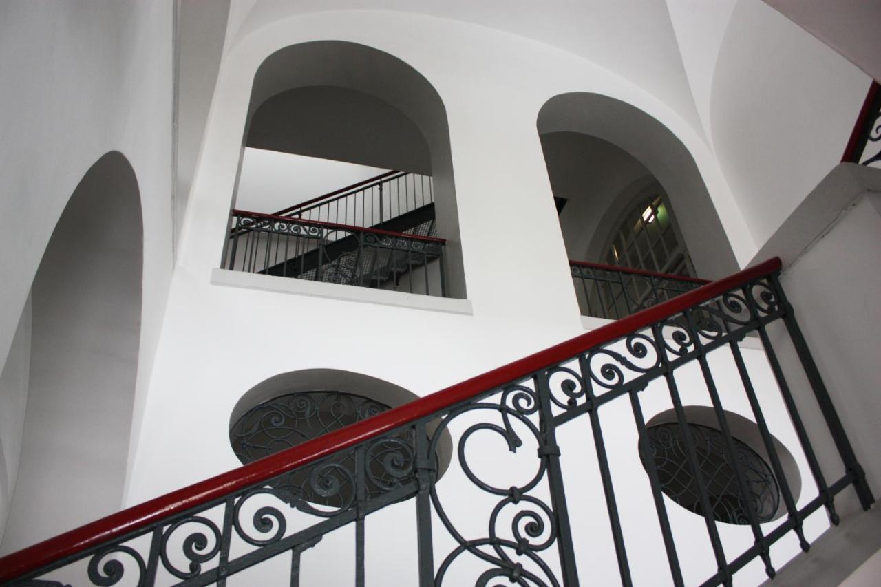 Gls Studio Hotel Берлин Экстерьер фото