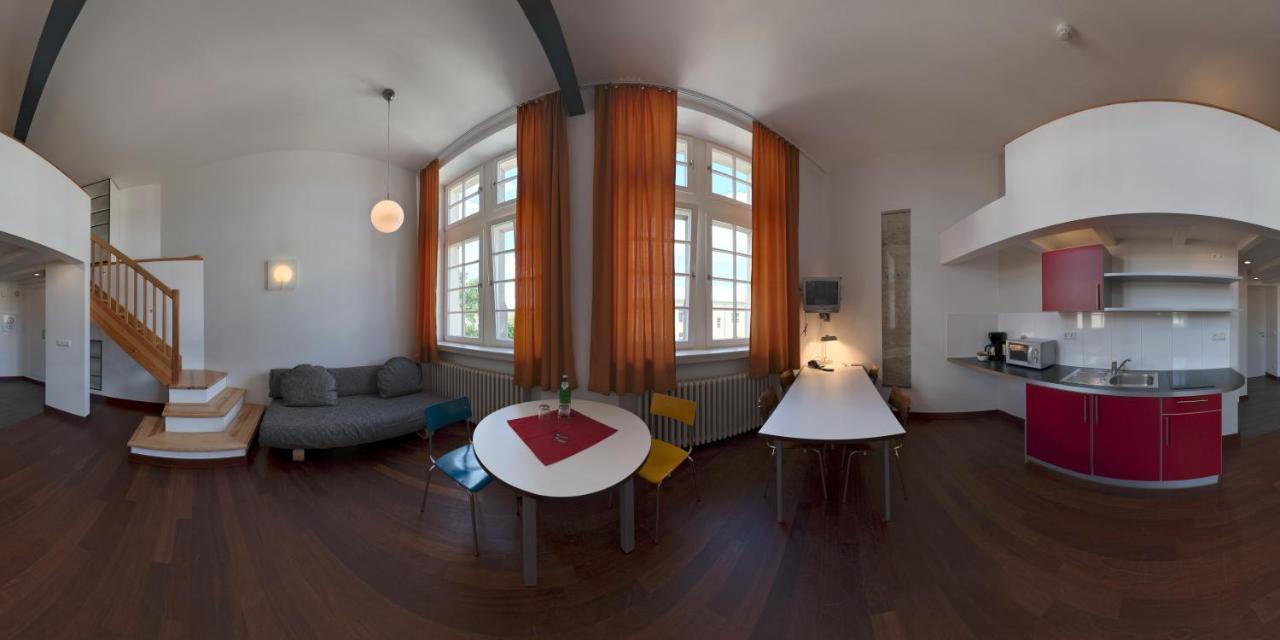 Gls Studio Hotel Берлин Экстерьер фото