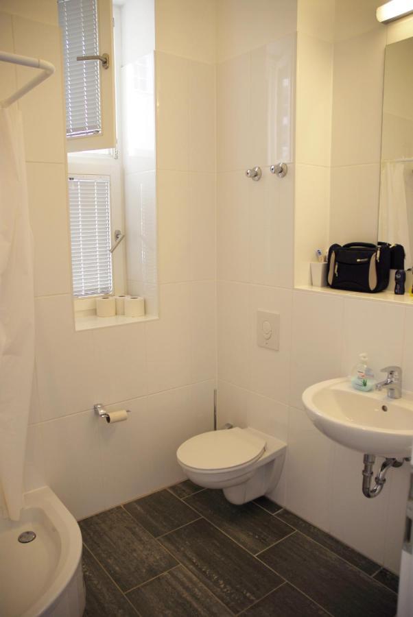 Gls Studio Hotel Берлин Экстерьер фото